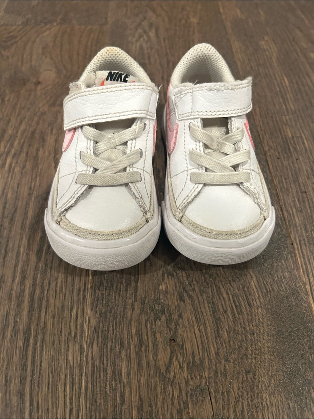 Nike Court Legacy- Toddler White and Pink Sneakers Size 6 - Picture 5 of 8